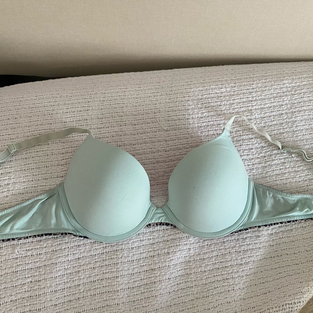 VS PINK Wear Everywhere Bra